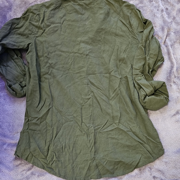 Primark Women's Shirt | Army Green | Size 2 | Used, in good condition - Picture 3 of 3